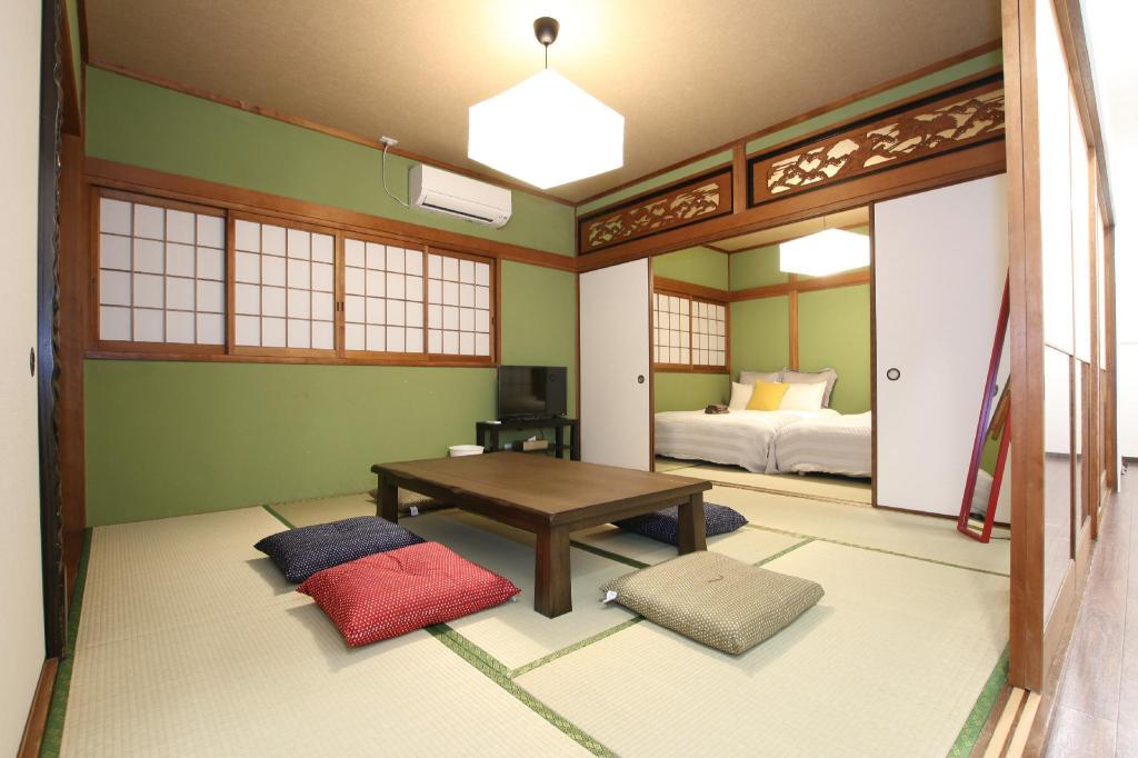 오사카 베이 에어리어의 아파트먼트 (103m², 침실 3개, 프라이빗 욕실 0개) (Near USJ! BIG room!5min to Sakurajima st. f3 Osaka) 이미지